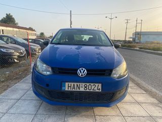 Volkswagen Polo 2010-thumb-1