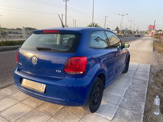 Volkswagen Polo 2010-thumb-3