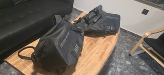 πλαϊνές βαλίτσες αδιαβροχες Rhinowalk 2x28l και βάση στήριξης για Kove 800X Pro-thumb-2