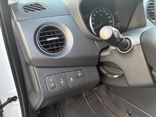 Hyundai i 10 2016 1.2 PREMIUM-thumb-18