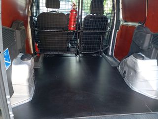 Ford Transit Courier 2021-thumb-4