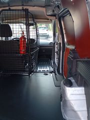 Ford Transit Courier 2021-thumb-10