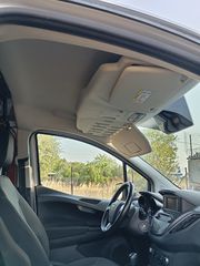 Ford Transit Courier 2021-thumb-17