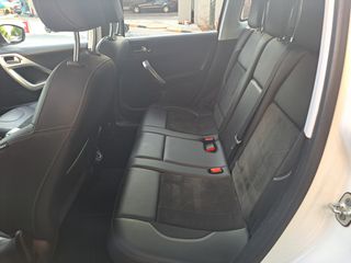 Peugeot 2008 2016 1.2 PureTech 110 Crossway-thumb-19