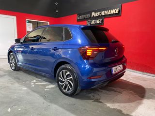 Volkswagen Polo 2023-thumb-3