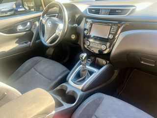 Nissan Qashqai 2017-thumb-12