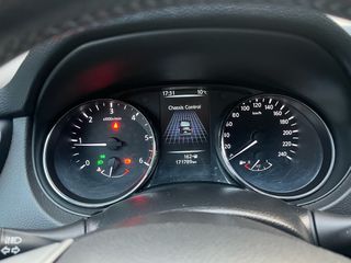 Nissan Qashqai 2017-thumb-25