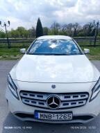 Mercedes-Benz GLA 180 2017-thumb-2