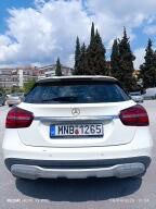 Mercedes-Benz GLA 180 2017-thumb-8