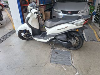 Sym Symphony ST 200i 2016-thumb-1