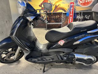 Piaggio Beverly 400 2008-thumb-1