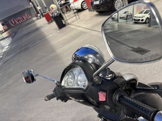 Piaggio Beverly 400 2008-thumb-6