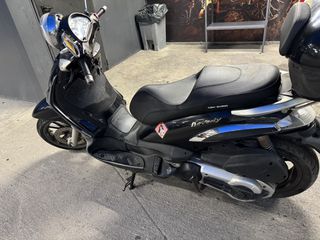 Piaggio Beverly 400 2008-thumb-8