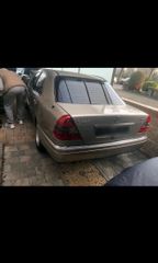 Mercedes-Benz C 220 1995 Ιστορικό αυτοκίνητο • Mercedes-Benz W202 • Έκδοση Elegance •-thumb-4