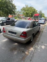 Mercedes-Benz C 220 1995 Ιστορικό αυτοκίνητο • Mercedes-Benz W202 • Έκδοση Elegance •-thumb-7