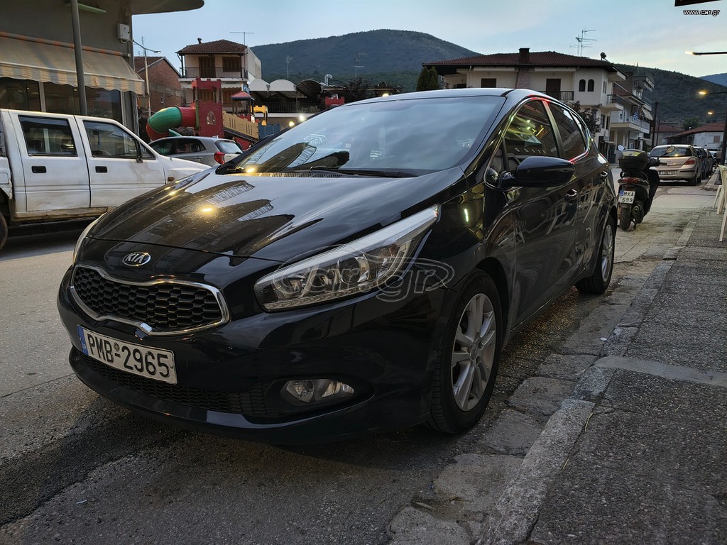 Kia Ceed / cee'd 2013 CRDI