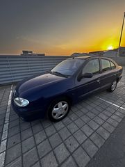 Renault Megane 2000 MEGANE 1.6 16V 115BHP