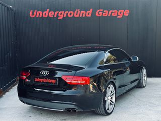 Audi S5 2009-thumb-5