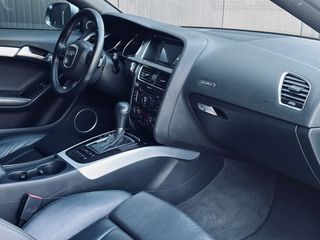 Audi S5 2009-thumb-15