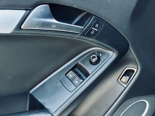 Audi S5 2009-thumb-26