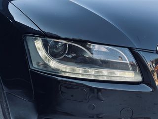 Audi S5 2009-thumb-30