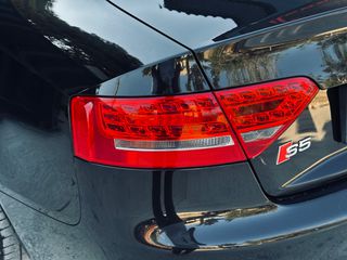 Audi S5 2009-thumb-31