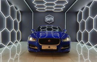 Jaguar XE 2017 Jaguar XE 25d R-Sport AWD-thumb-85