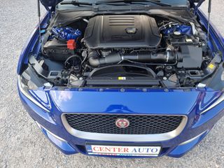 Jaguar XE 2017 Jaguar XE 25d R-Sport AWD-thumb-21