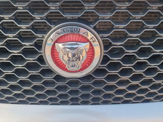 Jaguar XE 2017 Jaguar XE 25d R-Sport AWD-thumb-29