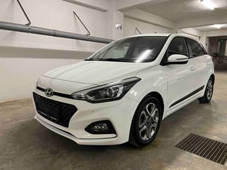 Hyundai i 20 2018 •PASSION•CLIMA•CAMERA•NAVI•LED•-thumb-5