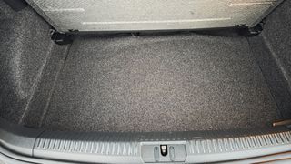 Volkswagen Polo 2017 TDI 1,4-thumb-14