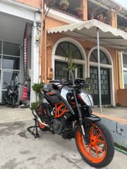 KTM 390 Duke 2022