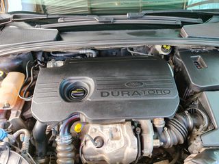 Ford Focus 2015-thumb-7