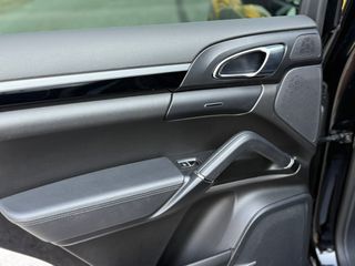 Porsche Cayenne 2015 S E-Hybrid Panorama Aero-thumb-27