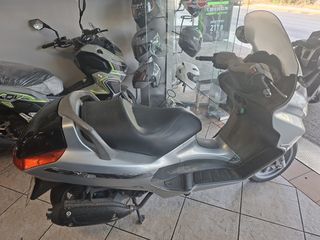 Piaggio X8 200 2010-thumb-3