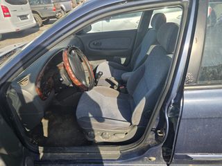 Kia Sephia 2003-thumb-4