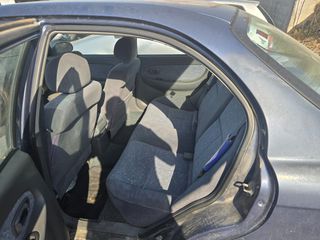 Kia Sephia 2003-thumb-6