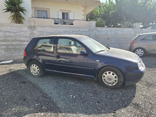 Volkswagen Golf 2003-thumb-4