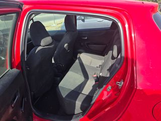 Toyota Yaris 2014-thumb-9