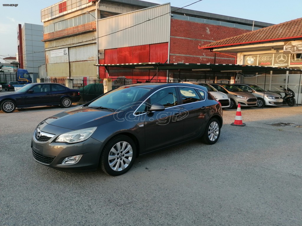Opel Astra 2010 1.7 CDTI