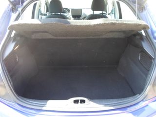 Peugeot 208 2015-thumb-11