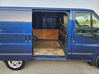 Ford Transit 2010-thumb-19