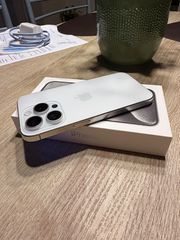 iPhone 15 Pro 128GB White Titanium-thumb-4