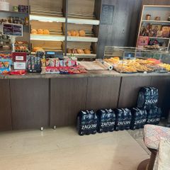 Πωλείται επαγγελματικός εξοπλισμός αρτοποιείου / πρατηρίου άρτου