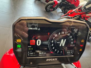 Ducati STREETFIGHTER V4 S 2020 v4-thumb-3