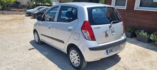 Hyundai i 10 2009 1.1 CRDI Style-thumb-1