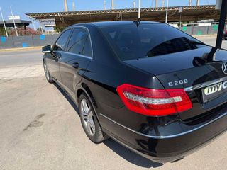 Mercedes-Benz E 200 2012 COMPRESSOR AVANTGARDE AUTOMATIC