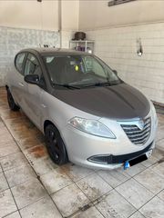 Lancia Ypsilon 2011