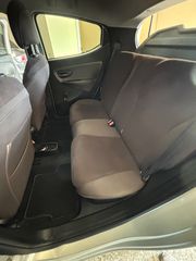 Lancia Ypsilon 2011-thumb-6