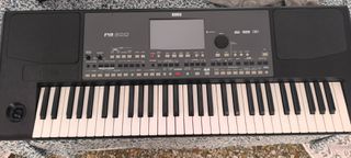 Korg Pa600 σέ άριστη κατάσταση από service αλλαγμένες καινούργιες φούσκες σεταρισμένο έτοιμο για δουλειά τιμη 550